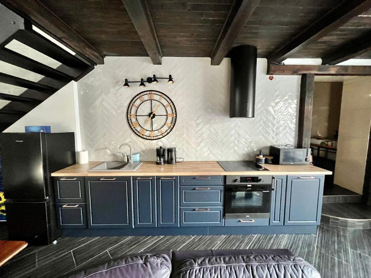 Apartament Dwupoziomowy Venus Częstochowa Exterior foto
